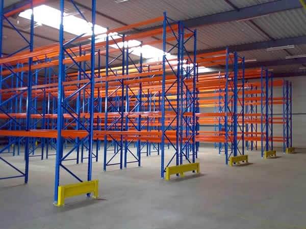 Kệ để hàng trong kho Double Deep loại 3 tầng